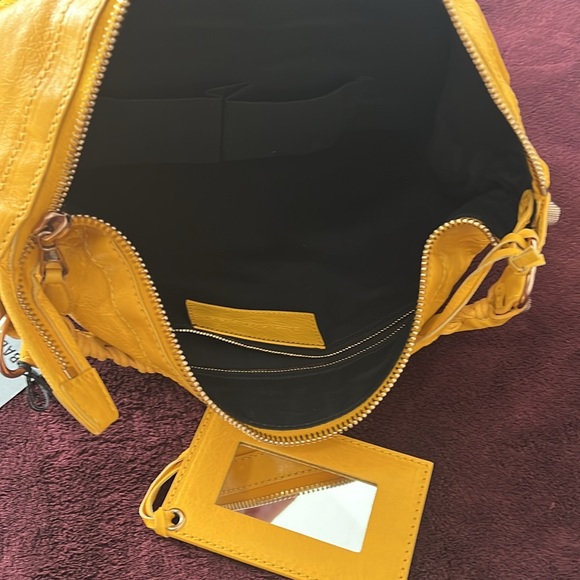 Authentic Preloved Balenciaga - Picture 5 of 12
